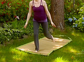 Eliza trys out yoga, hairy style in this outside videos, sure to